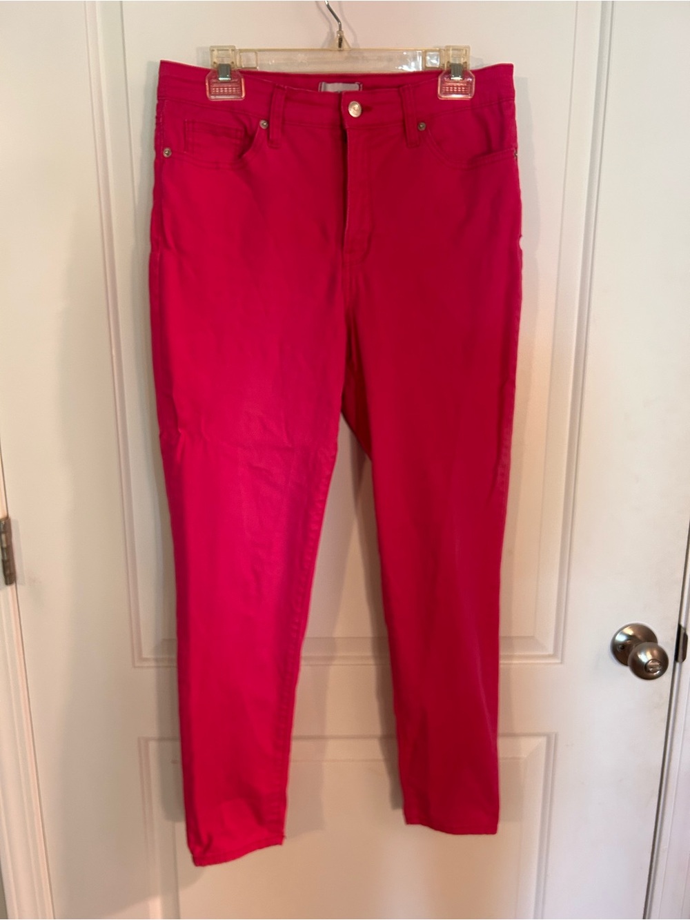Women's Bright Pink Skinny Pants